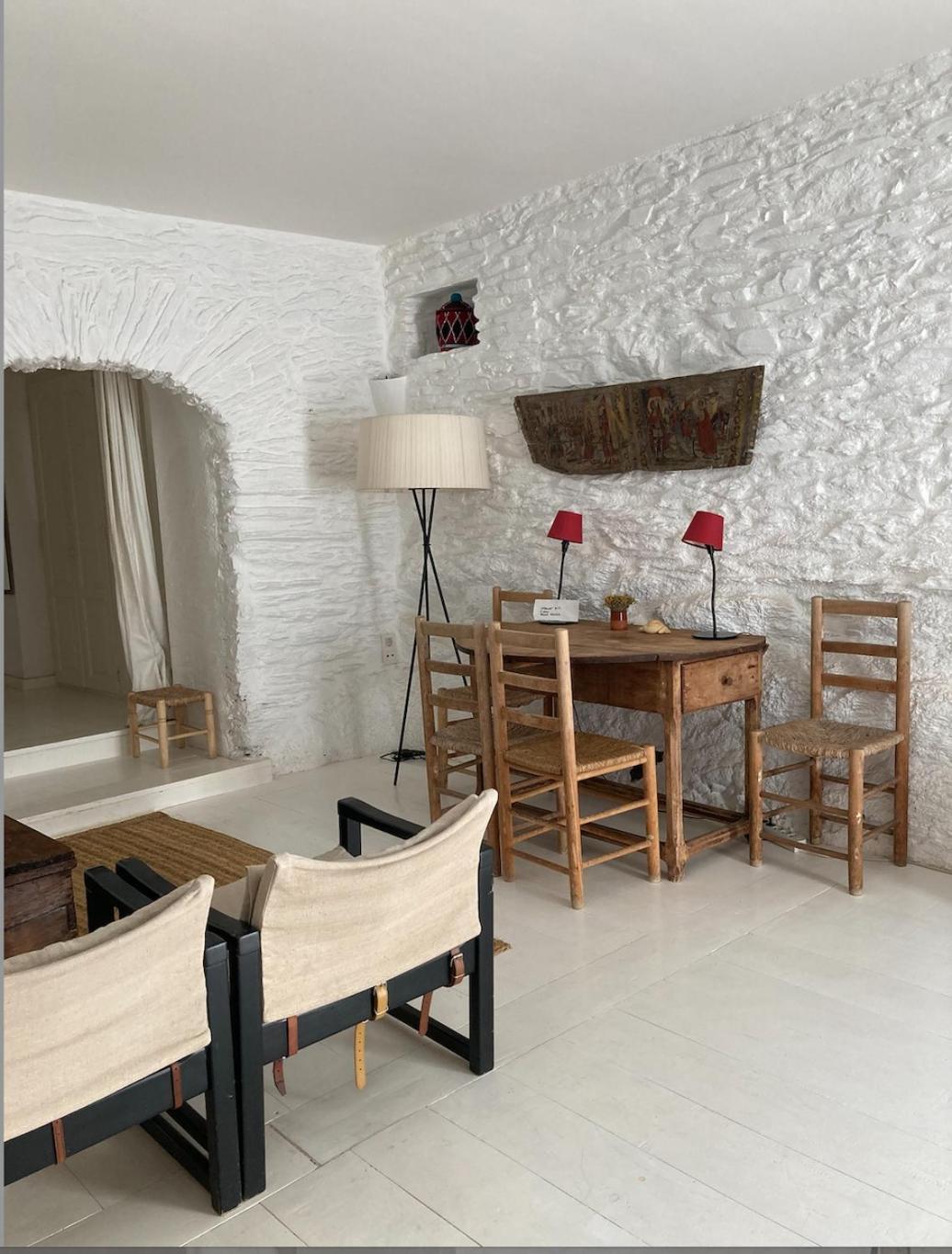 Apartamento Palau กาดาเกส ภายนอก รูปภาพ