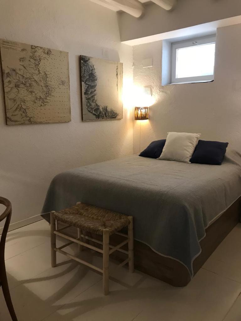 Apartamento Palau กาดาเกส ภายนอก รูปภาพ