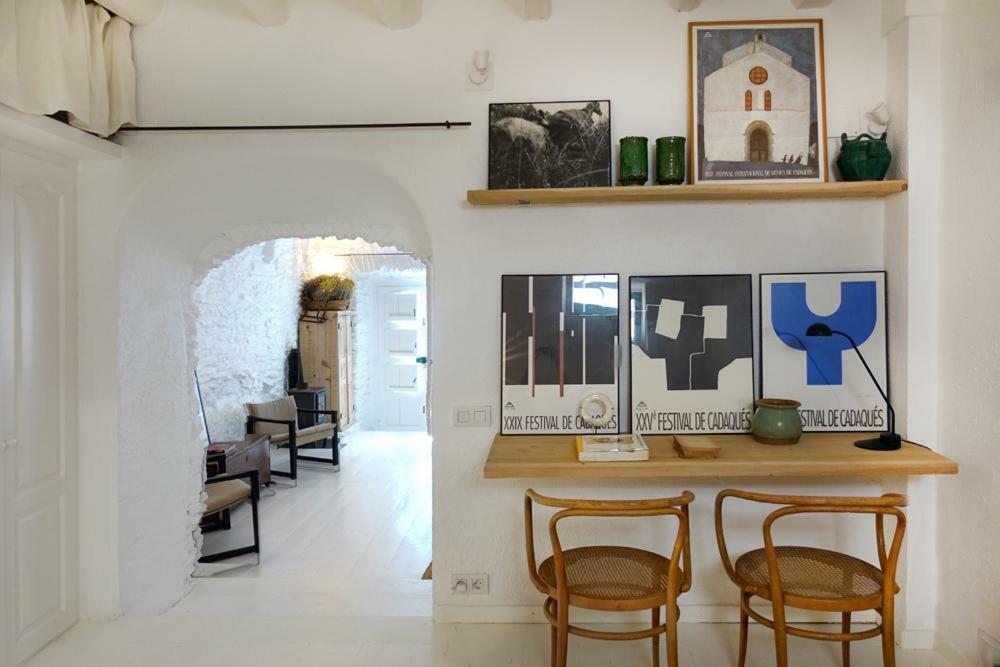 Apartamento Palau กาดาเกส ภายนอก รูปภาพ